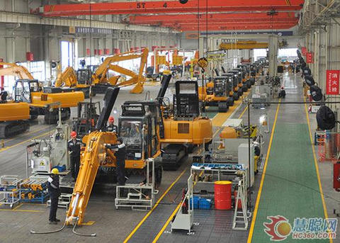 雷沃挖掘機(jī)全面發(fā)力-位居國(guó)產(chǎn)品牌銷量三甲